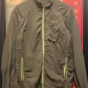 Patagonia Men's Brown & Olive trim athletic Jacket